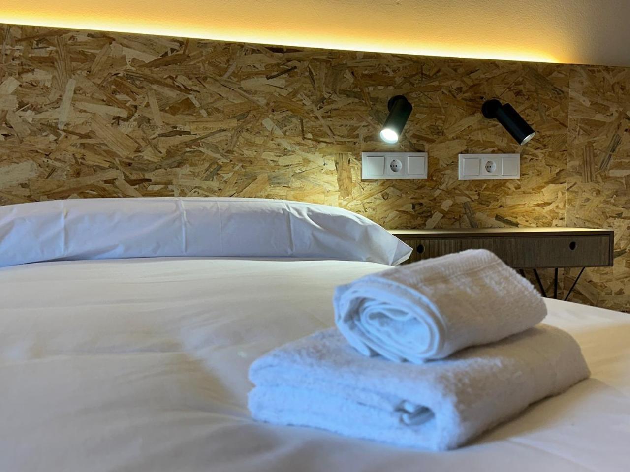 Hotel Y Albergue Real Fabrica De Ezcaray Zewnętrze zdjęcie